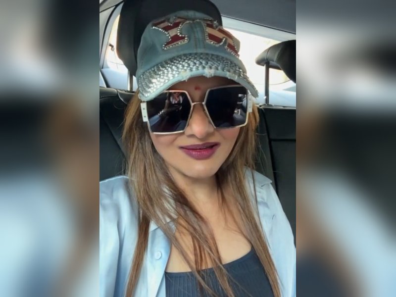 Madhoo calls ‘each & every one a sinner’, asks ‘not to judge anybody else’  