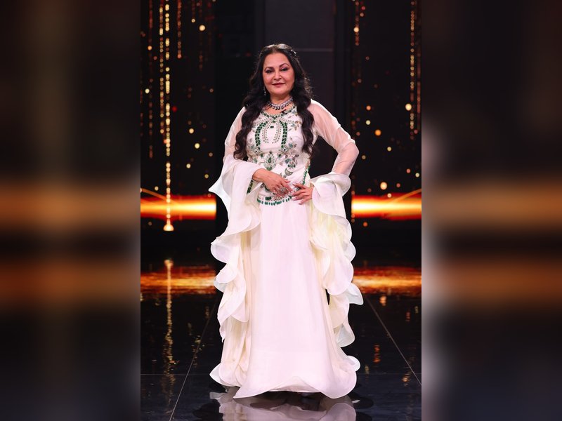 Jaya Prada 'grills' Vishal Dadlani for making Alia Bhatt dance to her iconic song 'Dafliwaale' in 'Student of the Year'