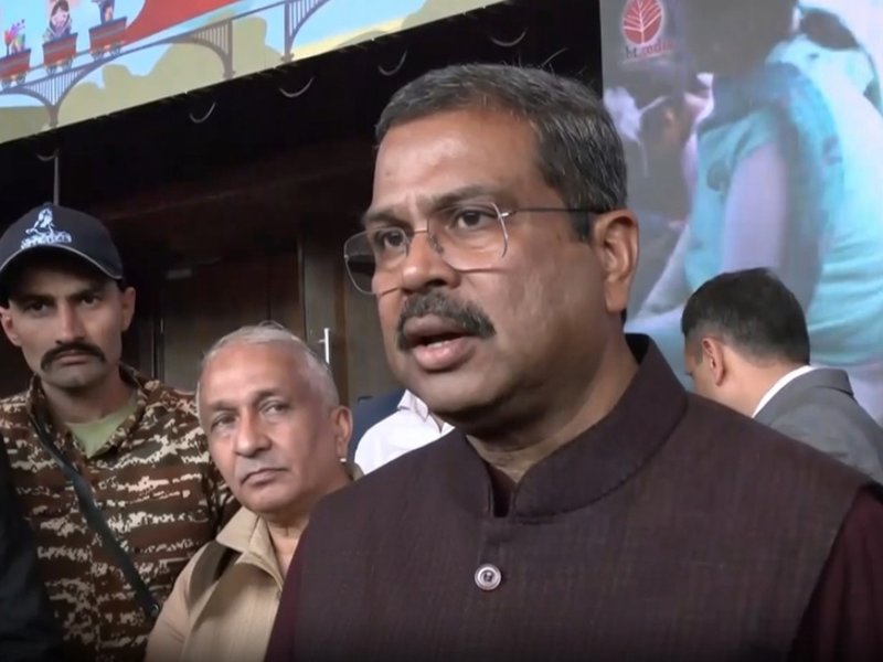 53वें नई दिल्ली विश्व पुस्तक मेले का उद्घाटन, धर्मेंद्र प्रधान बोले- भारत दुनिया का तीसरा बड़ा प्रकाशन केंद्र 