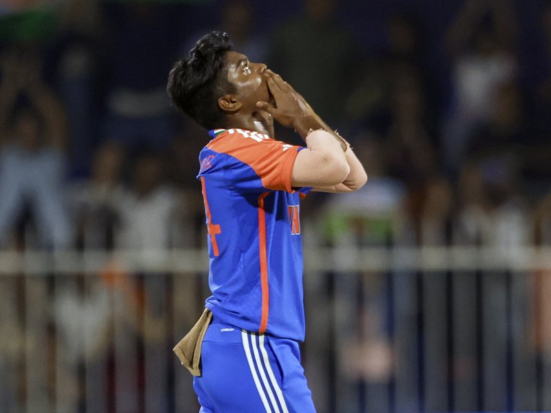 महिला प्रीमियर लीग 2026: आरसीबी को झटका, पूजा वस्त्रकार हैमस्ट्रिंग इंजरी के कारण दो सप्ताह के लिए बाहर