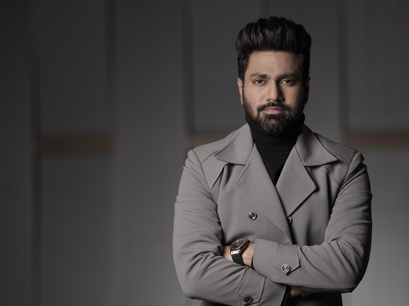 Mithoon calls recreating 'Ghar Kab Aaoge' for Border 2 as an 'honour'