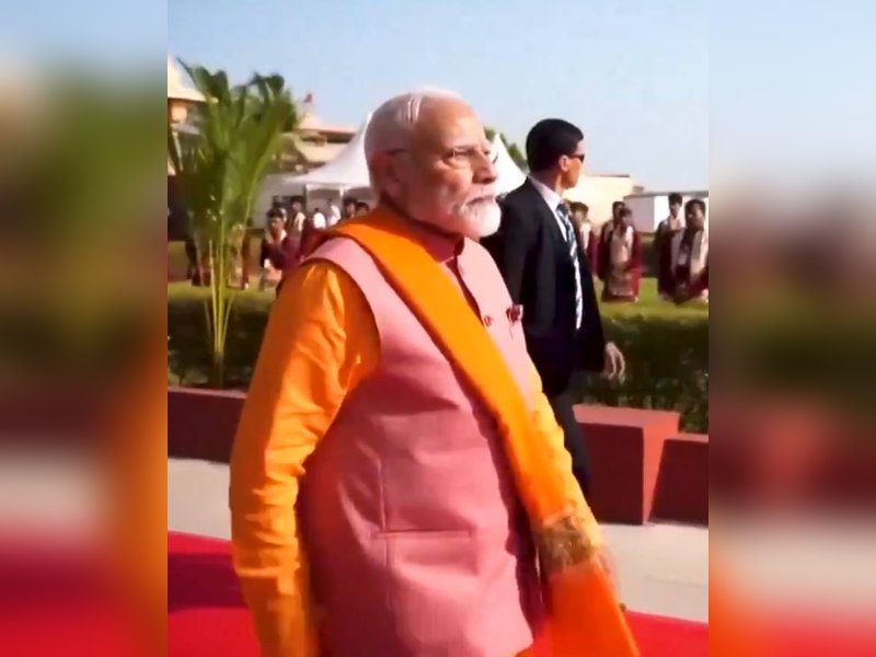 सोमनाथ मंदिर: टूटने से ज्यादा टिके रहने की कहानी, पीएम मोदी की आस्था और विकास की योजना