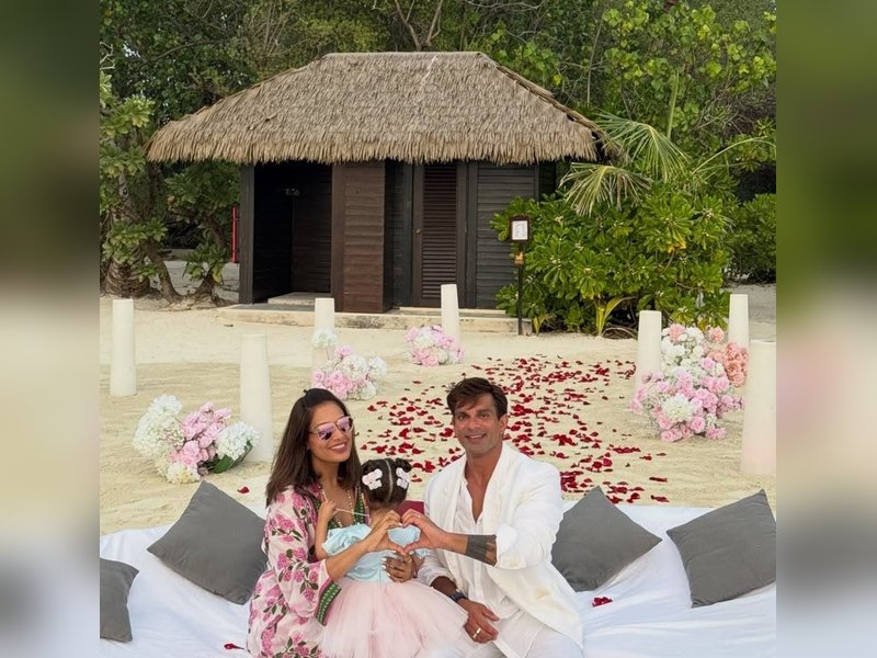 Bipasha Basu celebrates her ‘blessed & blissed’ birthday with Karan Singh Grover, & daughter Devi