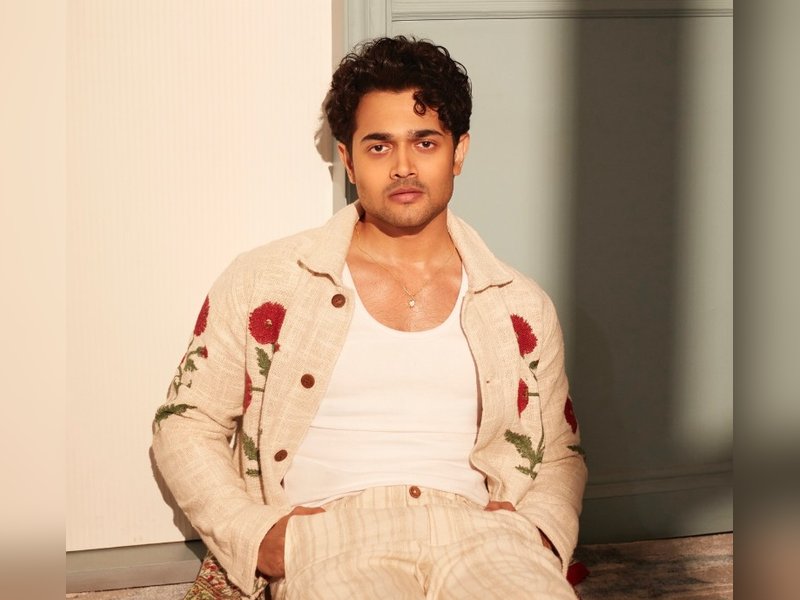 भुवन बाम की पर्सनैलिटी राइट्स को लेकर दिल्ली हाईकोर्ट में सुनवाई, बिना अनुमति के अपलोड की गईं तस्वीरें हटाने का निर्देश