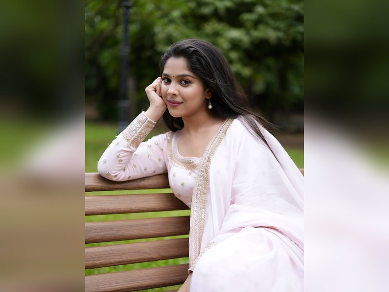 Niharika Chouksey recollects her favourite memories of Makar Sankranti