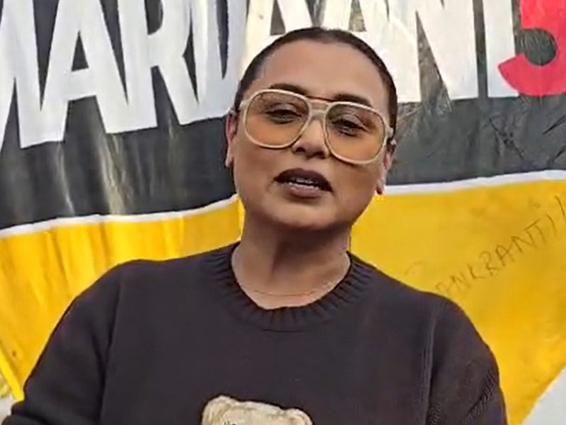 मकर संक्रांति पर अहमदाबाद पहुंचीं रानी मुखर्जी, 'मर्दानी 3' के प्रमोशन के साथ दी शुभकामनाएं