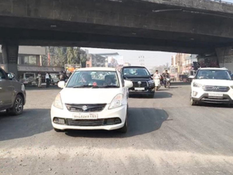 Gujarat: Vapi roads get a facelift with mastic asphalt technology, locals happy 