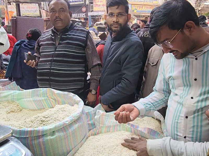 बिहार: जीआई टैग वाला कतरनी चुड़ा मकरसंक्रांति पर बना लोगों की पहली पसंद, देश-विदेश में बढ़ी मांग