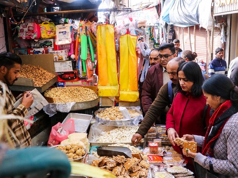 FMCG firms should consolidate portfolios, diversify supply chains to counter global risks: Report