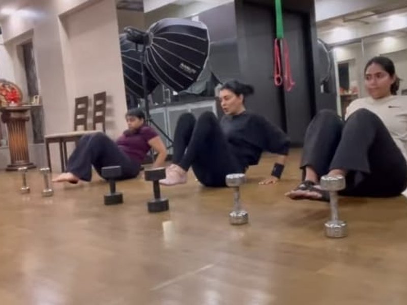 Sushmita Sen works out with daughter Alisah, tags her as member of ‘inspired gang’