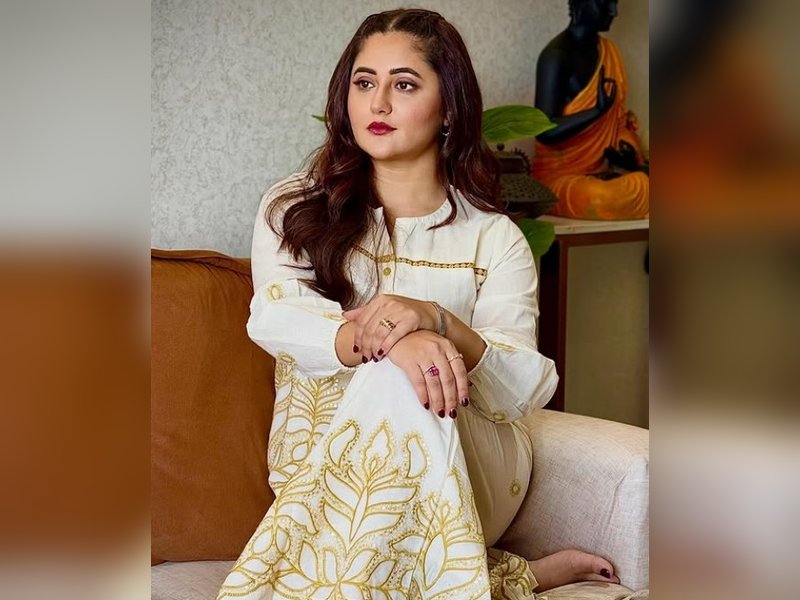 शिल्पा शिंदे और शुभांगी अत्रे की तुलना पर बोलीं रश्मि देसाई, कहा– 'यह सम्मान की कमी की तरह'