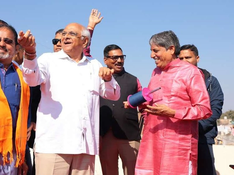 सीएम भूपेंद्र पटेल अहमदाबाद में मकर संक्रांति पर्व के उत्सव में हुए शामिल