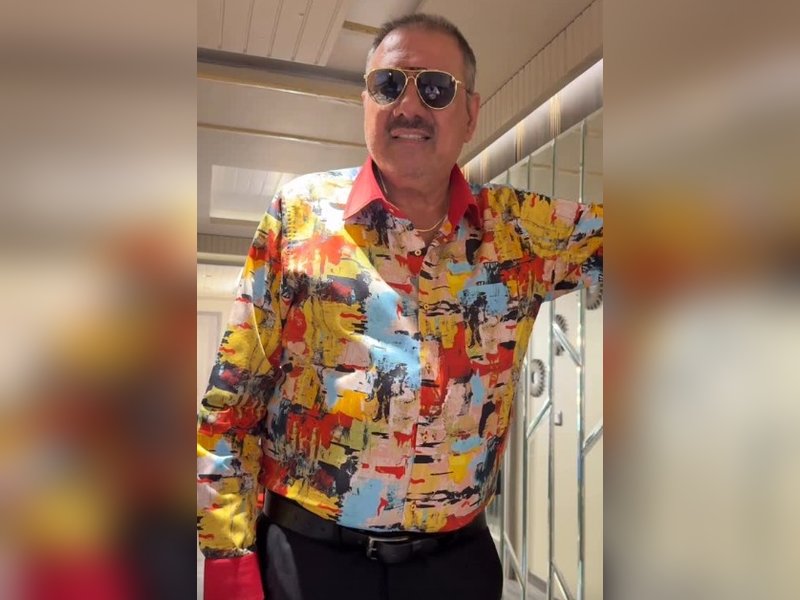 Boman Irani returns as 'Khurana' bringing his menacing sneer with him