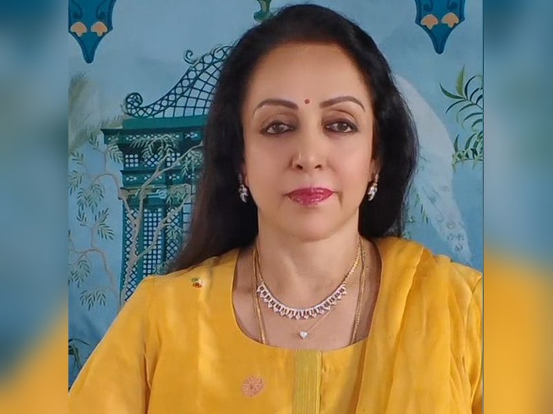 Maha local polls: Senior citizen flags polling booth chaos to Hema Malini