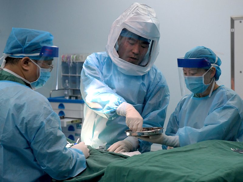 US lawmakers urge Trump admin to exempt doctors from H-1B fee