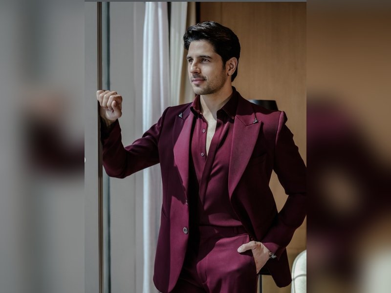 एक्टर सिद्धार्थ मल्होत्रा का 'मोगैंबो' और 'शाकाल' जैसी भूमिका निभाना सपना