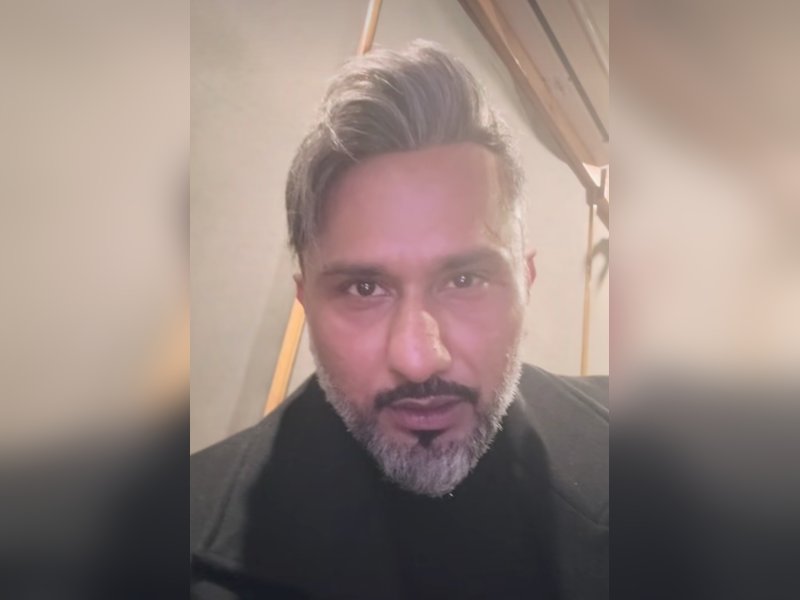 Honey Singh apologises for ‘Dilli Ki Thand’ remark: My intention was never to hurt 