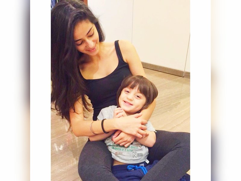  AbRam Khan, Ahaan Panday, Ananya Panday 