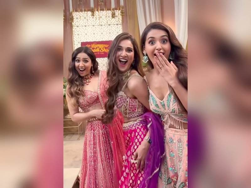 Shakti Mohan, sisters recreate Kareena Kapoor’s ‘Poo’ magic with Karan Johar