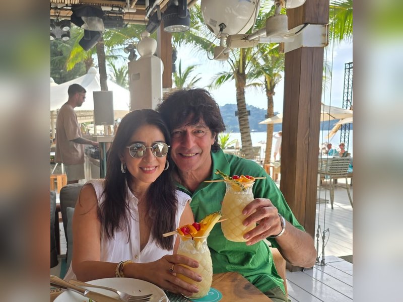 Chunky Panday says 'Love You Forever' to wife Bhavana Pandey in a lovely anniversary wish