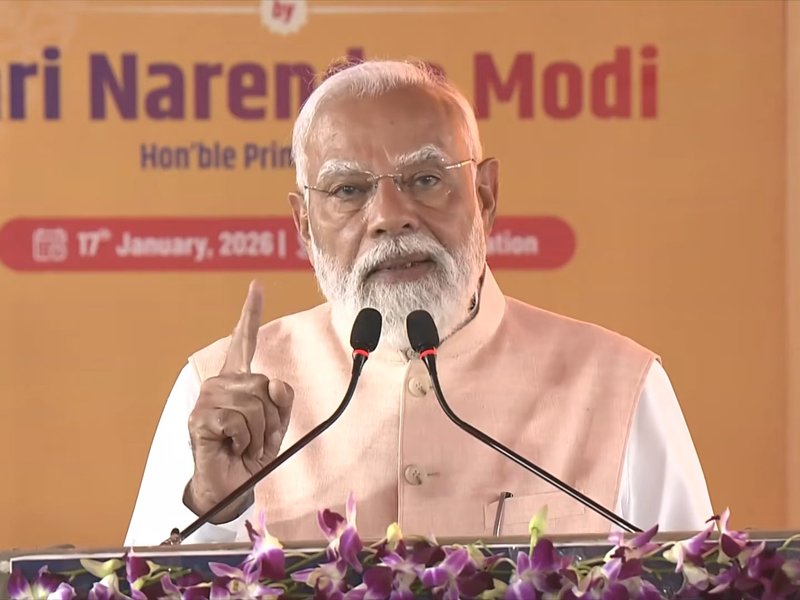 देश की पहली वंदे भारत स्लीपर ट्रेन, मां काली की धरती को मां कामाख्या की भूमि से जोड़ रही: पीएम मोदी 