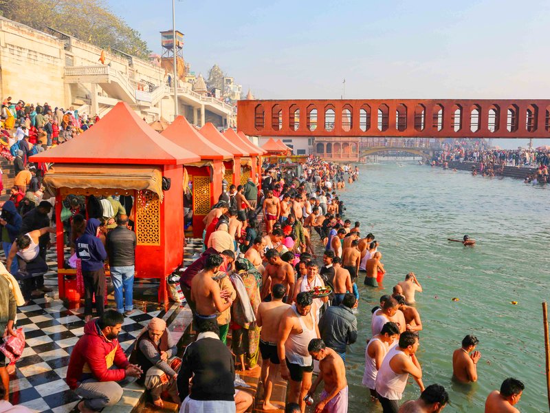 Saints support 'banning' entry of non-Hindus at Har Ki Pauri, share views on Prayagraj Magh mela row
