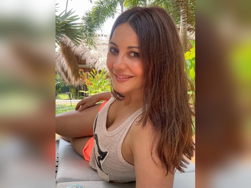 अपने जन्मदिन पर मिनिषा लांबा ने मां के लिए लिखा भावुक नोट, कहा-हर जन्म में आप मेरी मम्मी बनो