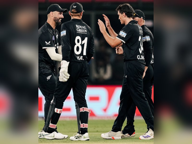 विराट कोहली का शतक बेकार, न्यूजीलैंड ने भारत में पहली बार जीती वनडे सीरीज