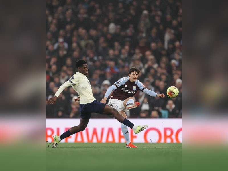 Villa misses chance to move second in Premier League; Wolves hold Newcastle
