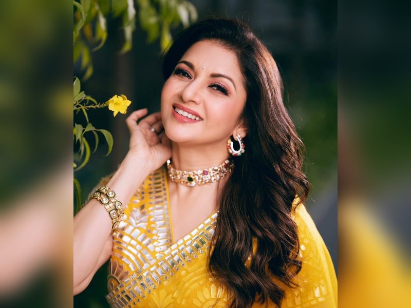 Bhagyashree shares life lesson using Kishore Kumar’s iconic song, encourages positive thinking