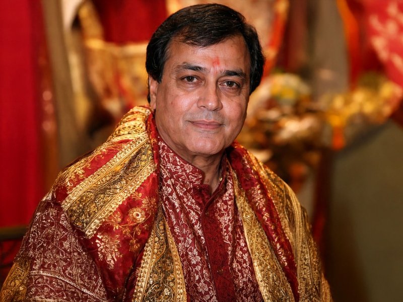 नरेंद्र चंचल: शेरांवाली का वो 'चंचल' बेटा, जिसकी रूह आज भी वैष्णो देवी की पहाड़ियों में बसती है