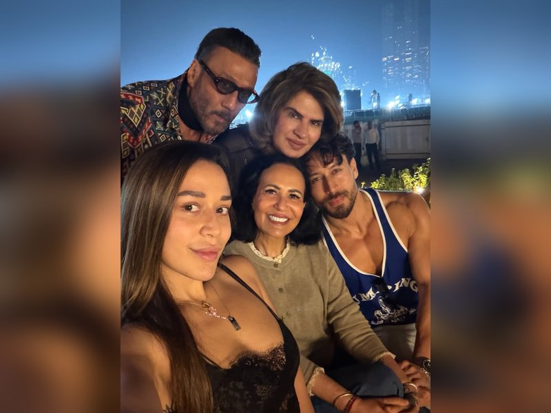 Tiger Shroff & Jackie Shroff pen lovely wishes for birthday girl Krishna Shroff