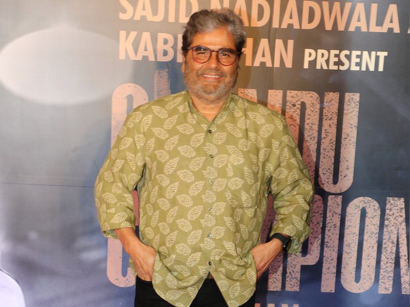 Vishal Bhardwaj elaborates on how he convinced Farida Jalal to use ‘swear words’ in O Romeo