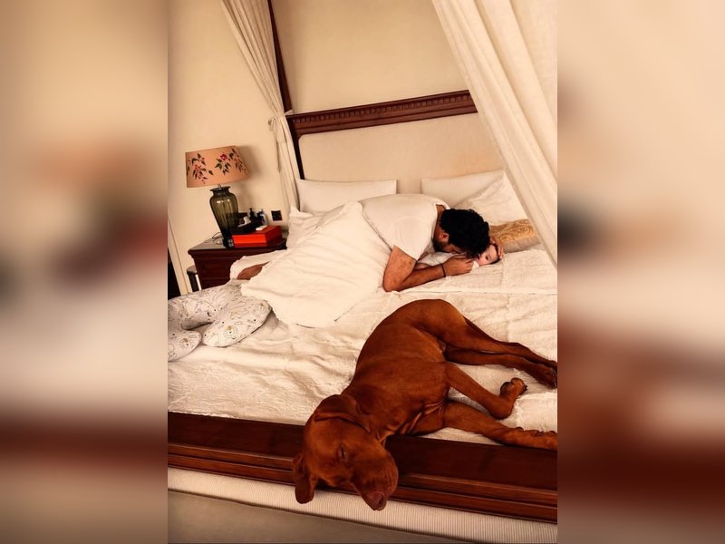 Sagarika Ghatge shares an adorable pic of daddy Zaheer Khan snuggling upto little Fateh