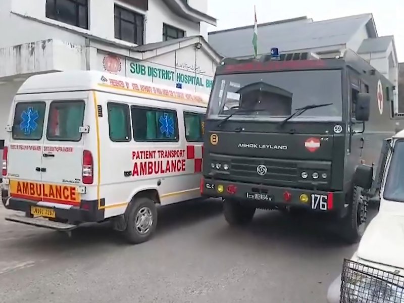 जम्मू-कश्मीर: डोडा सड़क हादसे पर गृह मंत्री-रक्षा मंत्री ने जताया शोक, सेना के 10 जवान हुए शहीद