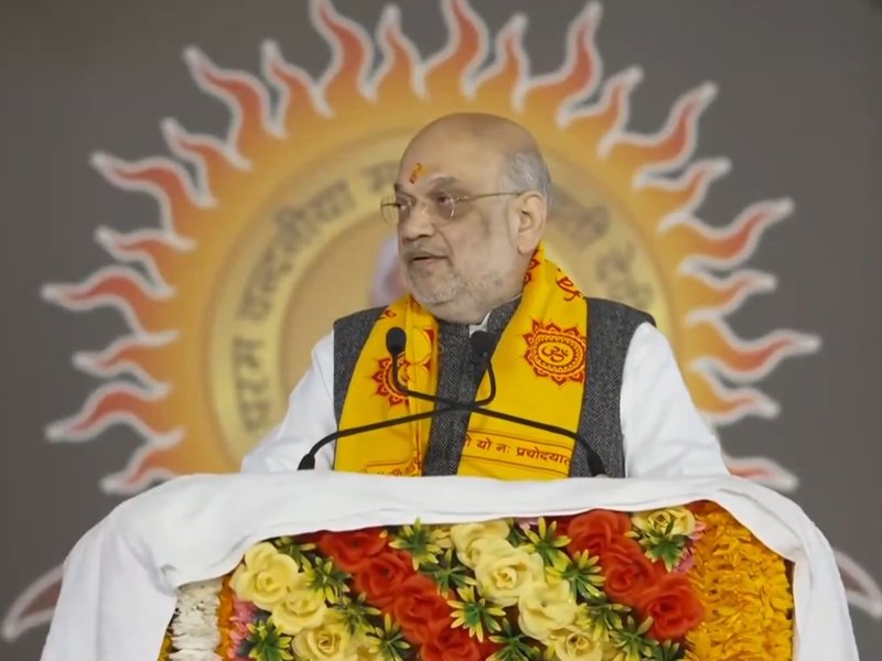 अमित शाह ने पंडित श्रीराम शर्मा को किया नमन; कहा- 'गायत्री परिवार' ने तोड़ीं रूढ़ियां, महिलाओं को दिया मंत्र का अधिकार