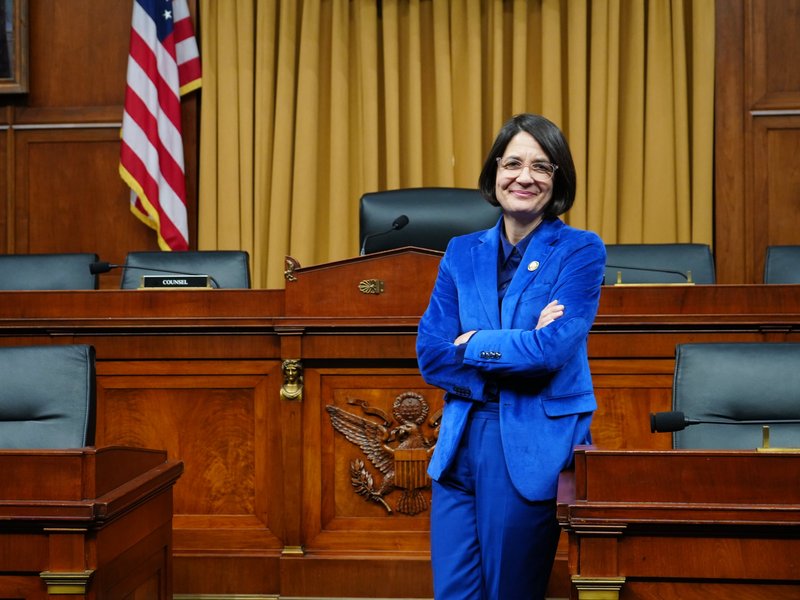 US Democratic lawmakers urge Meta, Google to end ICE ad partnerships