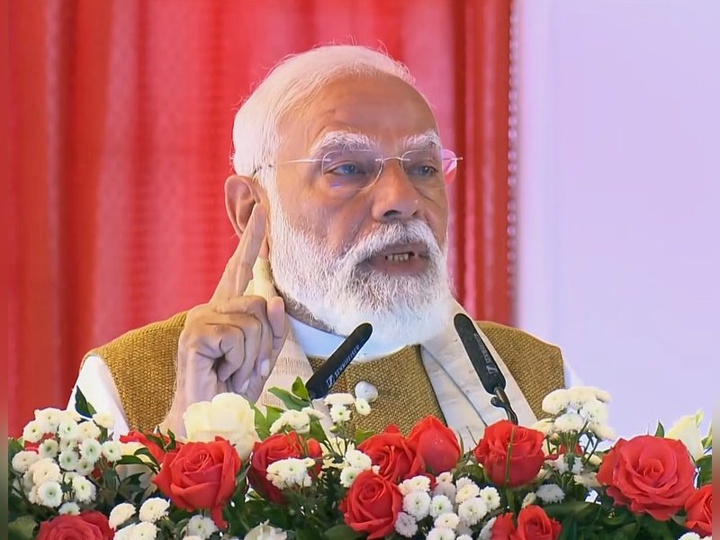 केरल को मिली नई रफ्तार: स्टार्टअप हब, मजबूत रेल कनेक्टिविटी और गरीबों के लिए पीएम स्वनिधि क्रेडिट कार्ड की सौगात