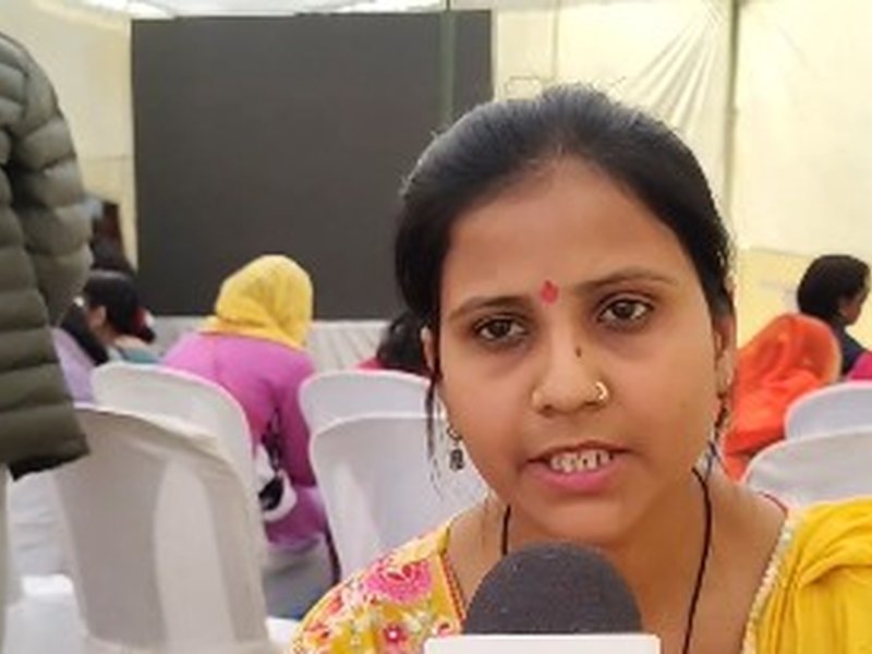 Aatmanirbhar Bharat: Loan distributed to beneficiaries in MP's Shahdol under PM SVANidhi scheme