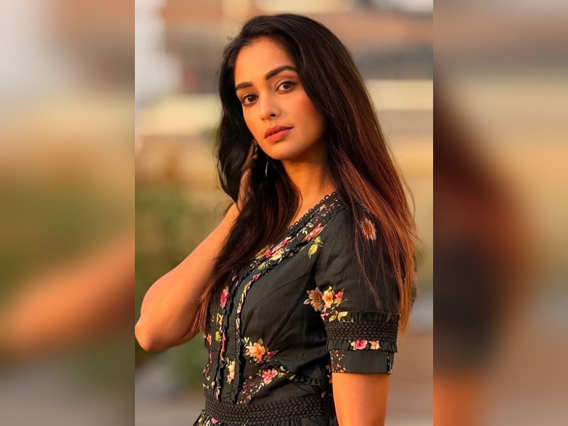 ओटीटी डेब्यू से उत्साहित मुग्धा चाफेकर, बोलीं- पूरी हुई 'हसरतें'