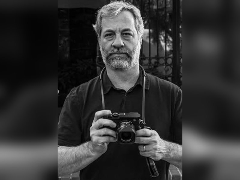 Judd Apatow rakes up anti-Trump sentiment in Americans