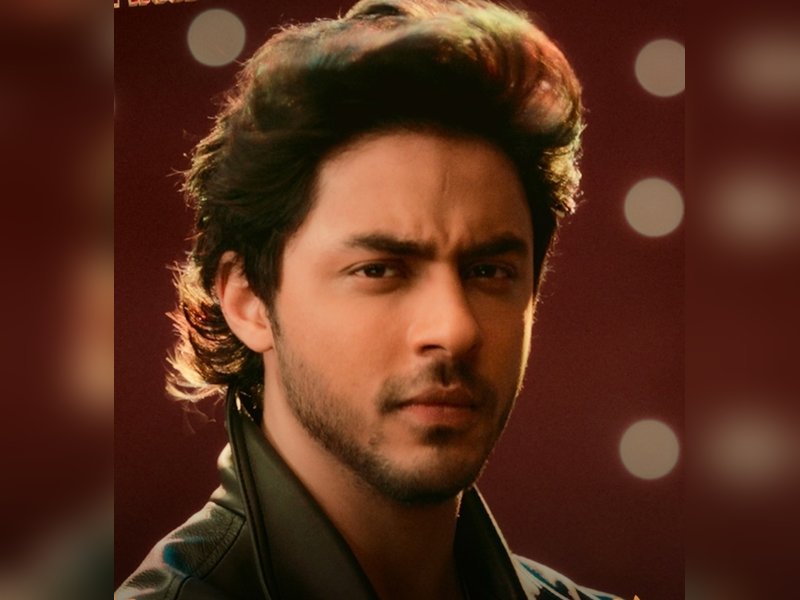 Aryan Khan calls father Shah Rukh Khan's ‘King’ as ‘BAAP’