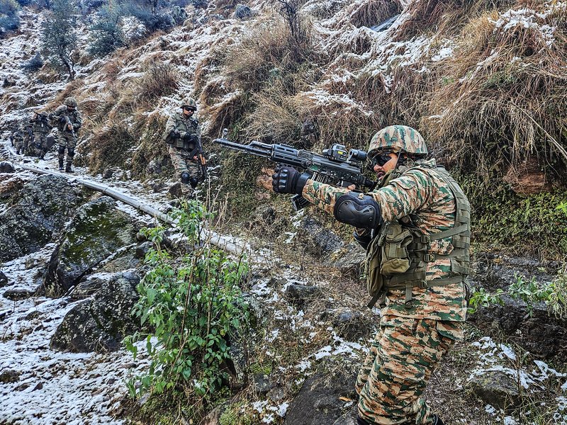Three terrorists, including top JeM commander killed in Kishtwar anti-terrorist operation (2nd Lead)