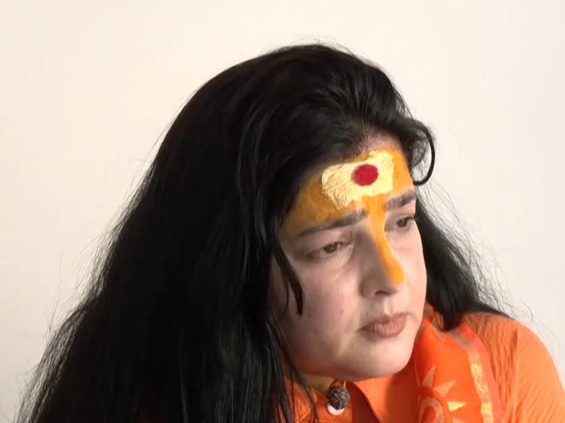 किन्नर अखाड़े की महामंडलेश्वर ममता कुलकर्णी ने पद छोड़ने के दिए संकेत, कहा- 'अब मजाक जैसा लगता है सबकुछ'