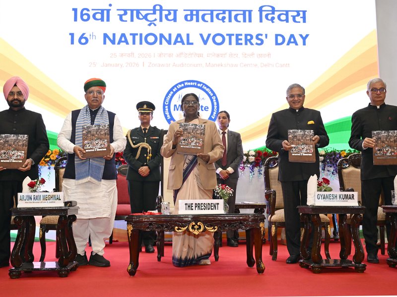 मतदान लोकतांत्रिक चुनाव प्रक्रिया में नागरिकों के विश्वास का प्रतिबिंब है : राष्ट्रपति द्रौपदी मुर्मु