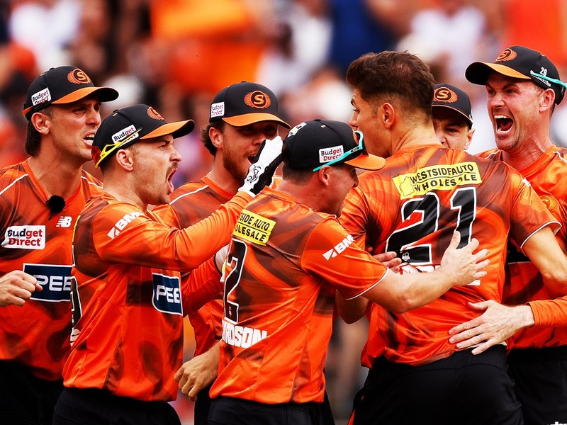 बीबीएल: सिडनी सिक्सर्स को 6 विकेट से रौंदकर पर्थ स्कॉर्चर्स ने रिकॉर्ड छठी बार जीता खिताब