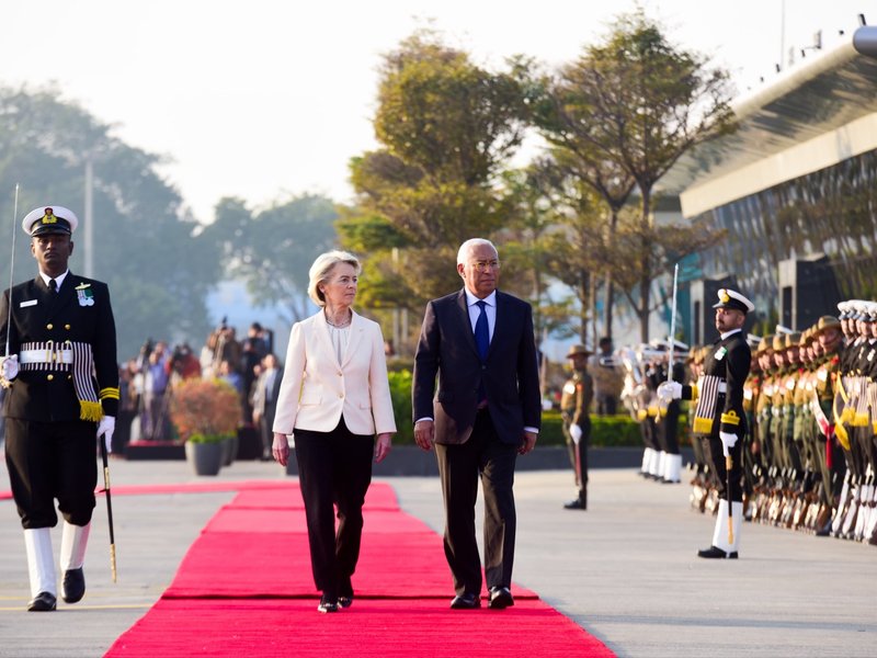 EU leaders receive ceremonial welcome and Guard of Honour in India 