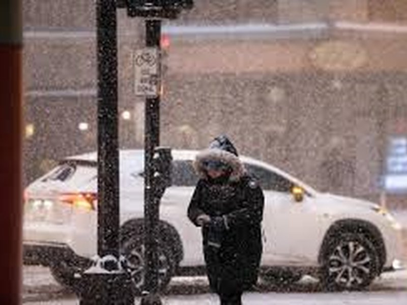 Monster winter storm batters US, power outages surge