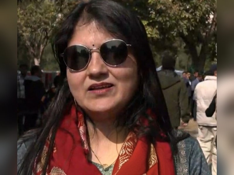 गणतंत्र दिवस पर कर्तव्य पथ बना भारत की सैन्य शक्ति, दर्शक बोले-सांस्कृतिक विविधता वाला देश