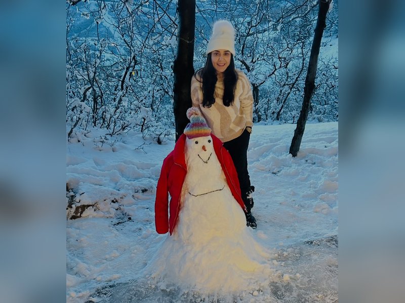 Preity Zinta reminded of her childhood days as she spends time in the snow